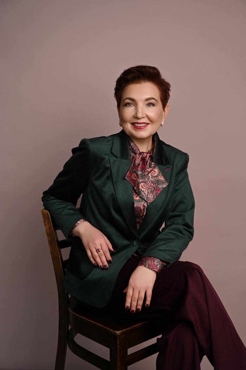 Елена Крутоверцева