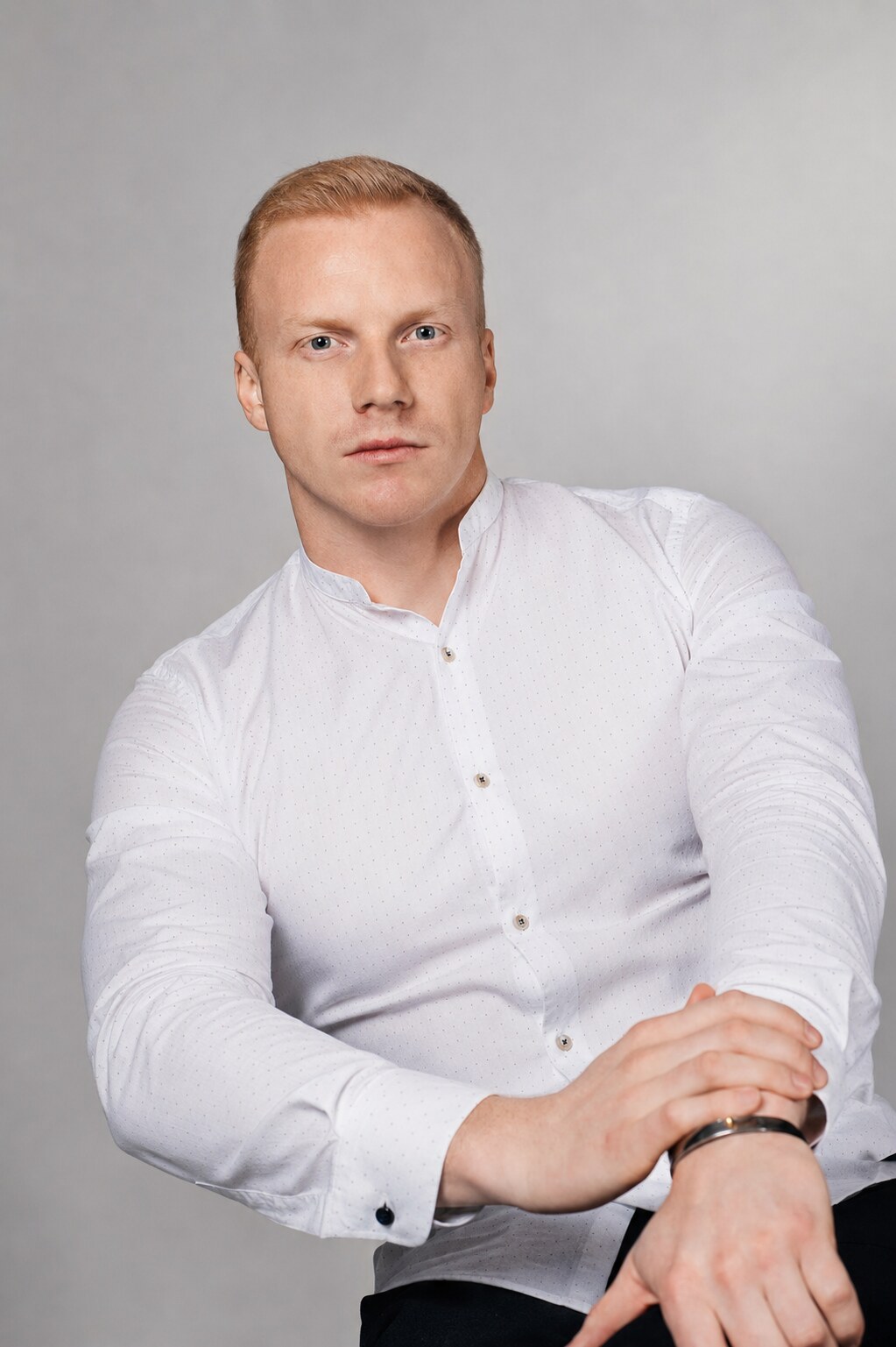 Сергей Николаев, основатель компании НожГитара