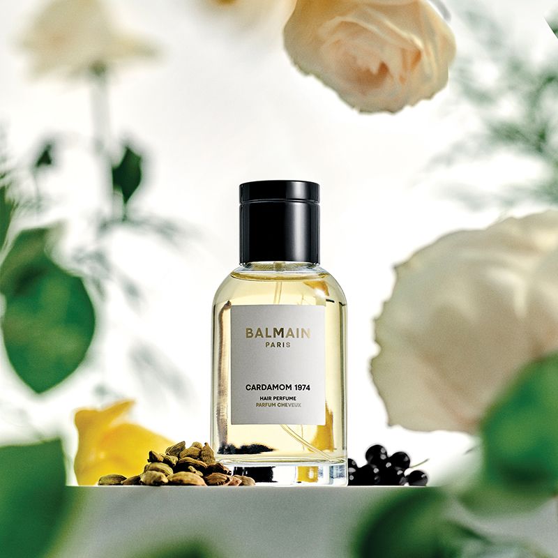 BalmainHair_Styling_HairPerfume_HeritageCollection_Cardamom1974_Mood_01_SOCIAL__2d16.jpg