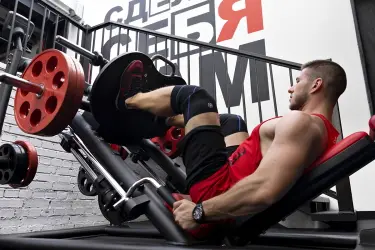 Спортивный массаж после тренировки Спортивный массаж ног