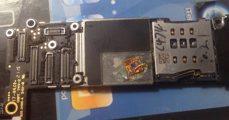 Пример впаянного rsim в iphone