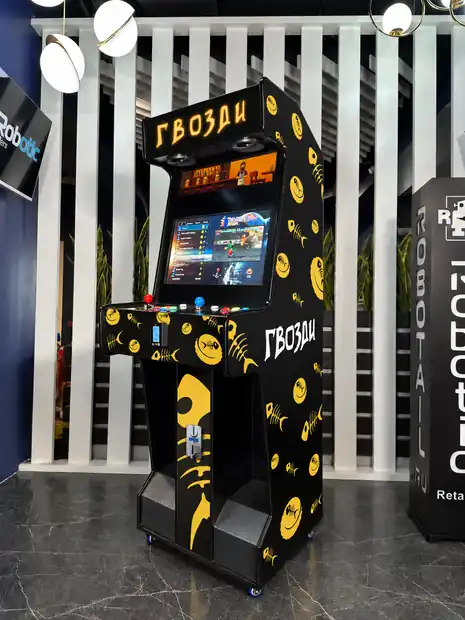 Чёрный Millennium в стиле Гвоздей
