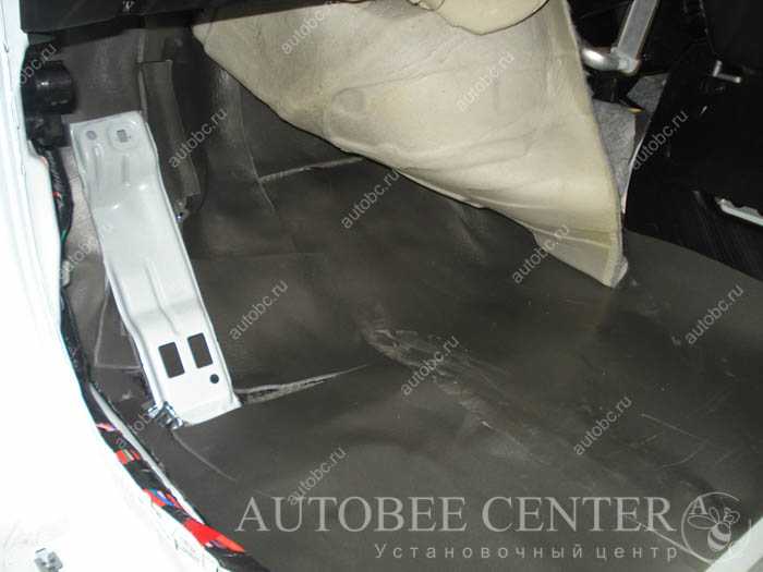 isolation-full_kia_ceed_023.jpg