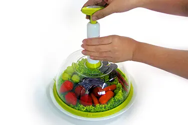 Процесс вакуумации в Say Fresh Gwell