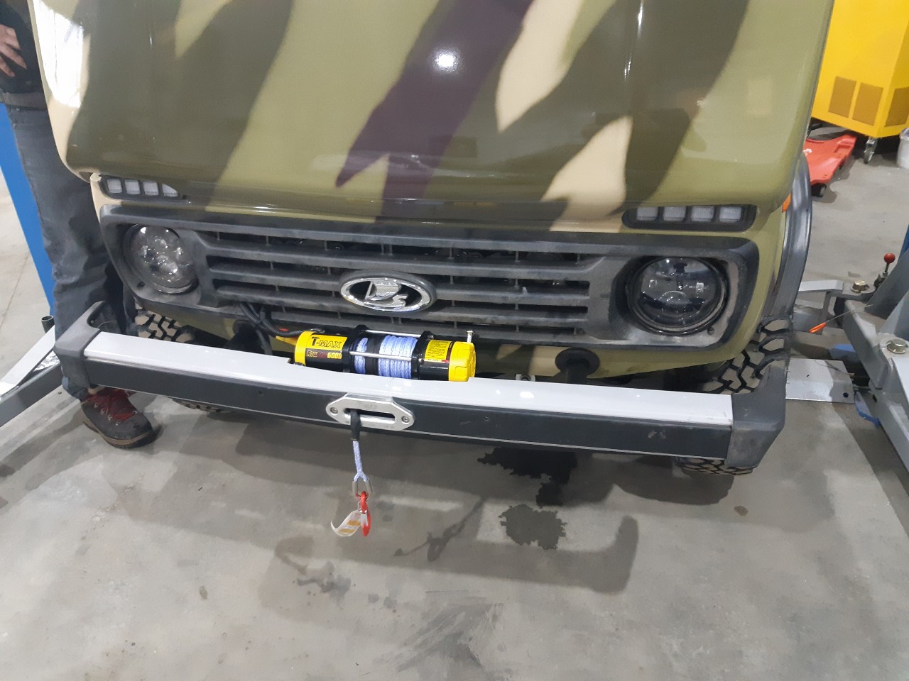 установка лебедки на Ниву