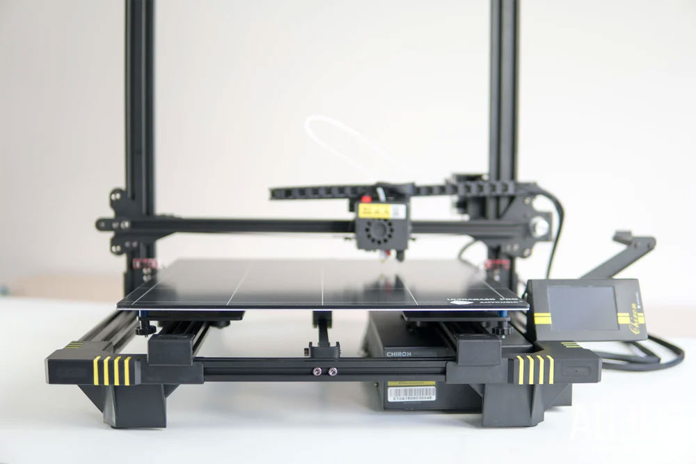 Anycubic Chiron, вид спереди