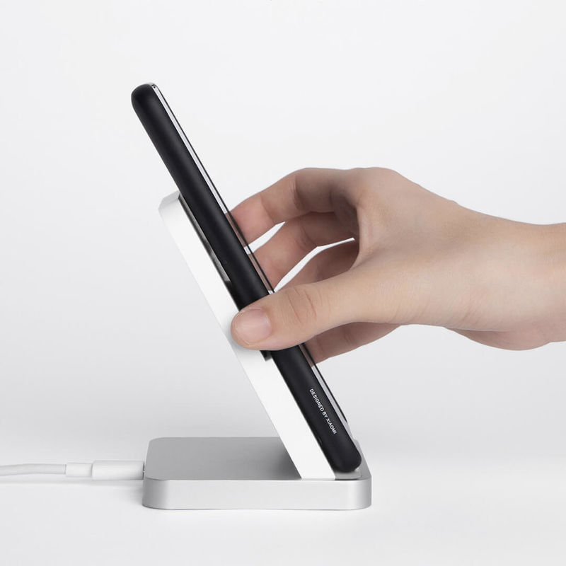 Беспроводное зарядное устройство Xiaomi Vertical Air-Cooled Wireless Charger 30W (MDY-17-EM)