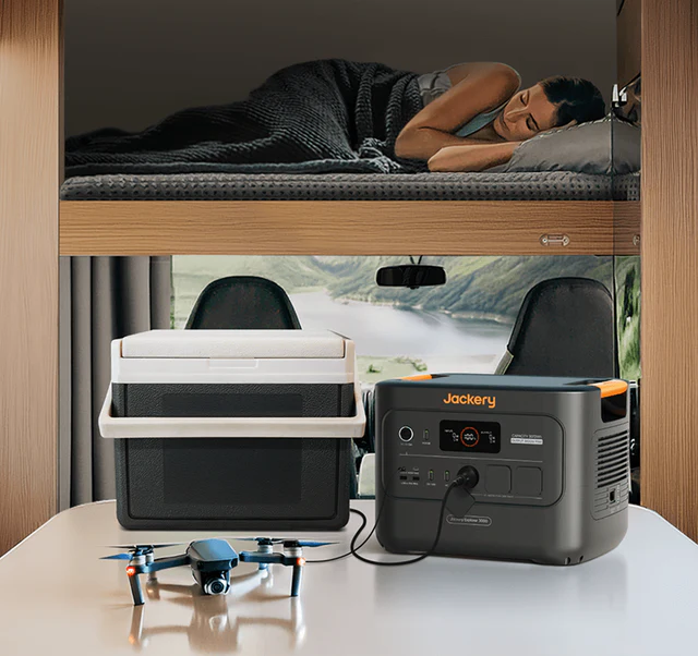 Jackery 3000 v2 (22) Jackery 3000 v2 (22).webp