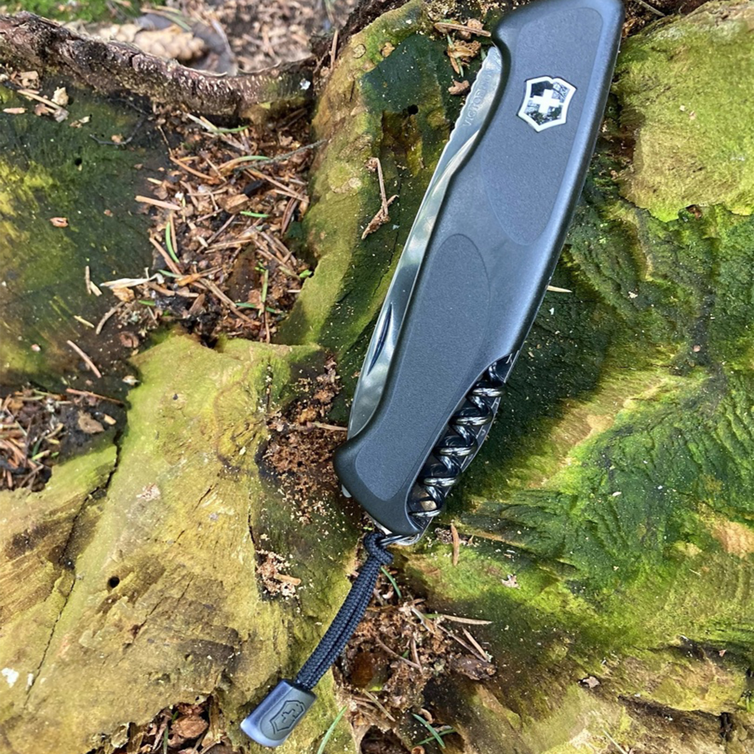 Нож Ranger Grip 55 Onyx Black Victorinox