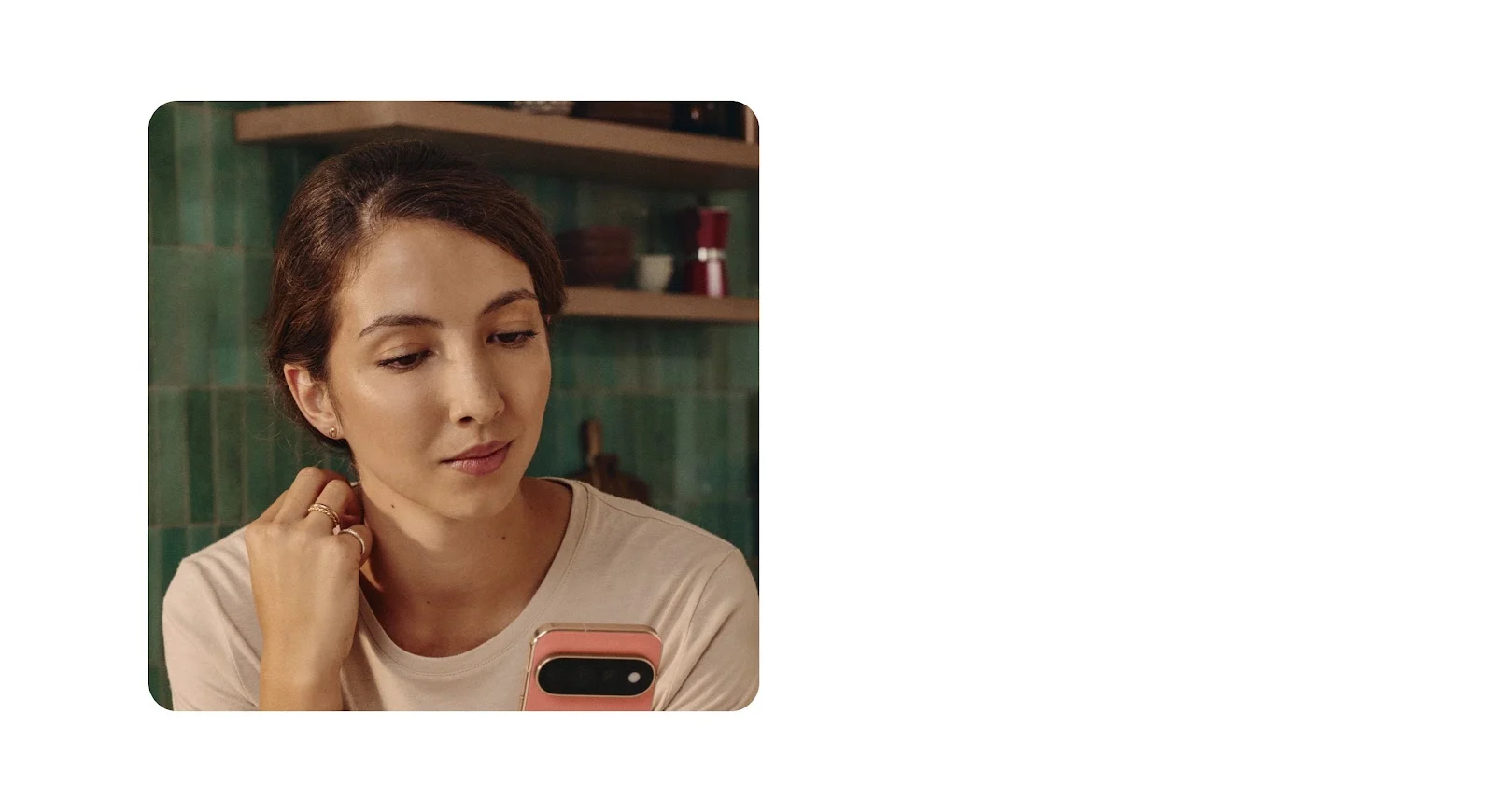 Қолдағы Google Fitbit Air