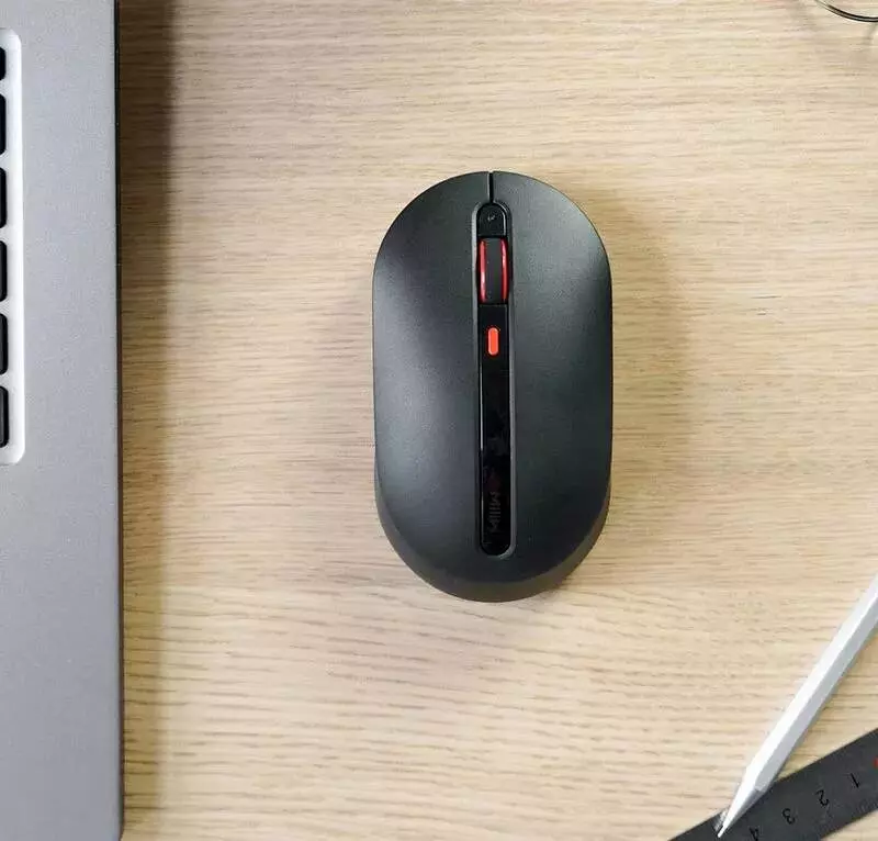 Мышь беспроводная MIIIW Wireless Mouse Silent (бесшумная) (MWMM01)-описание-3 Симметричный дизайн