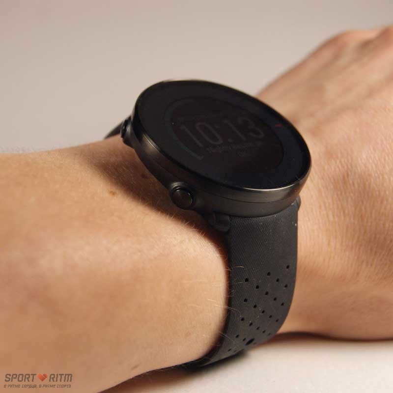 Polar Vantage M на руке