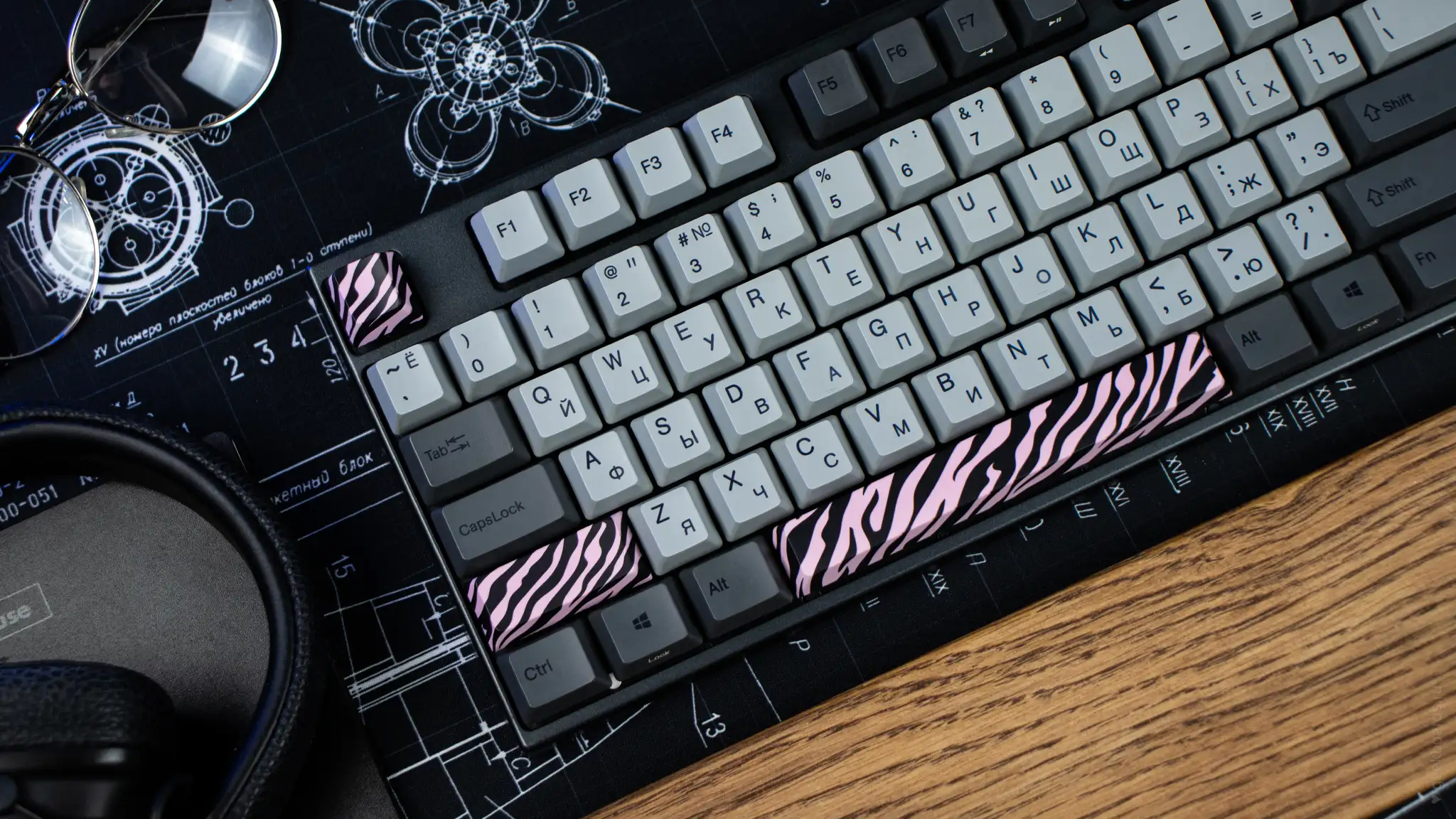 Набор из 3 клавиш Geekboards «Zebra» Набор из 3 клавиш Geekboards «Zebra»
