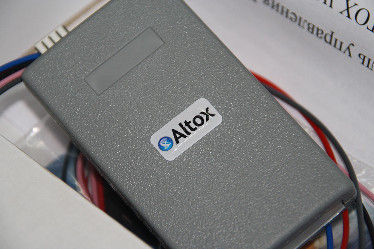 Установка ALTOX WBUS-4 для Webasto на VW Touran 21