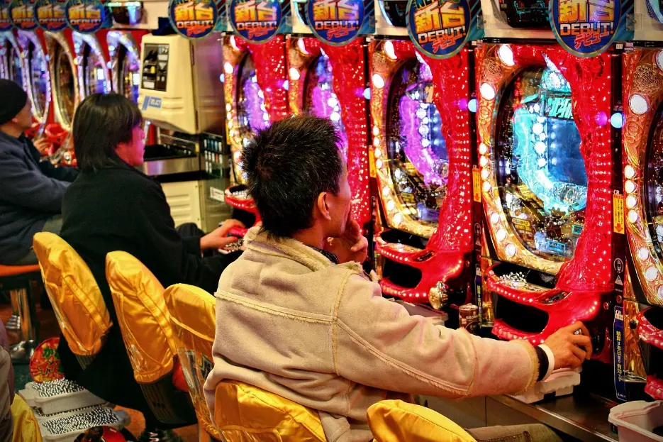 Зал pachinko в Японии