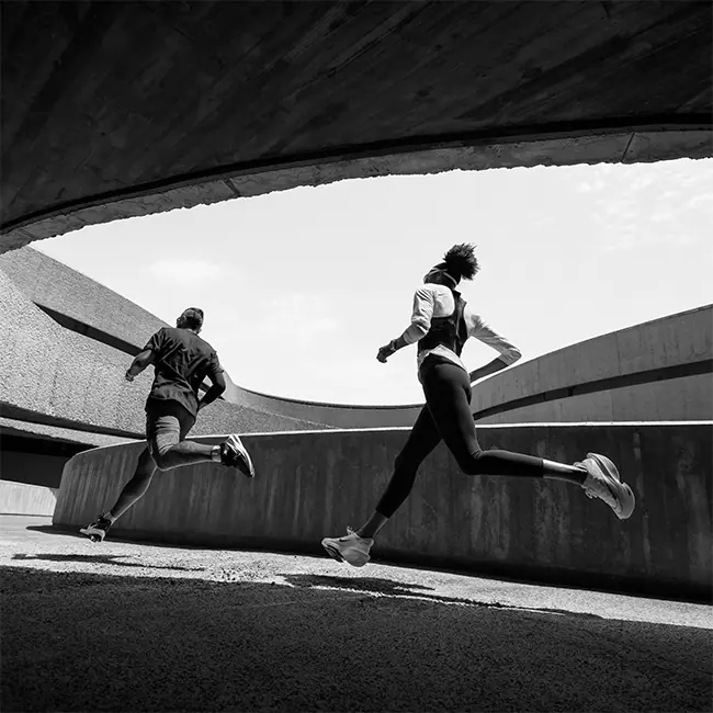 titanium-orange-ocean-band-4.webp