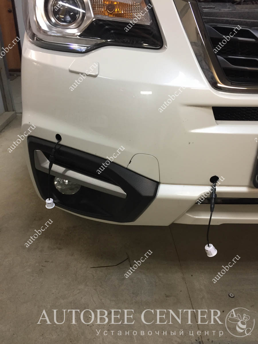Subaru Forester (передний парктроник)