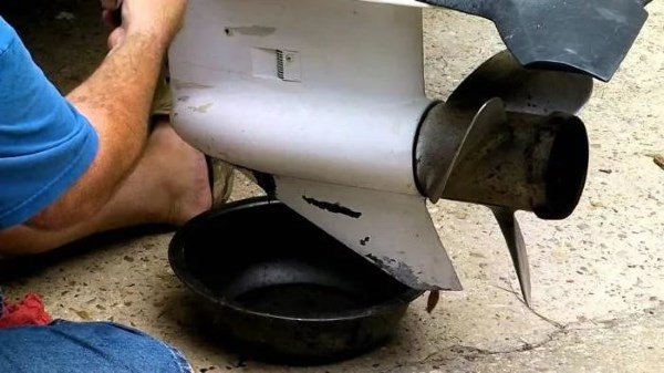 Слив масла из редуктора