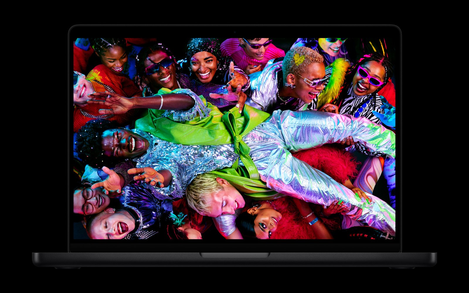 MacBook Pro 2026 на M5 Pro и M5 Max с экраном Liquid Retina XDR MacBook Pro 2026 на M5 Pro и M5 Max с экраном Liquid Retina XDR