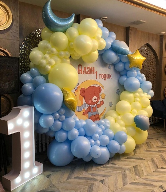 пресс стена на годик Актобе.jpg