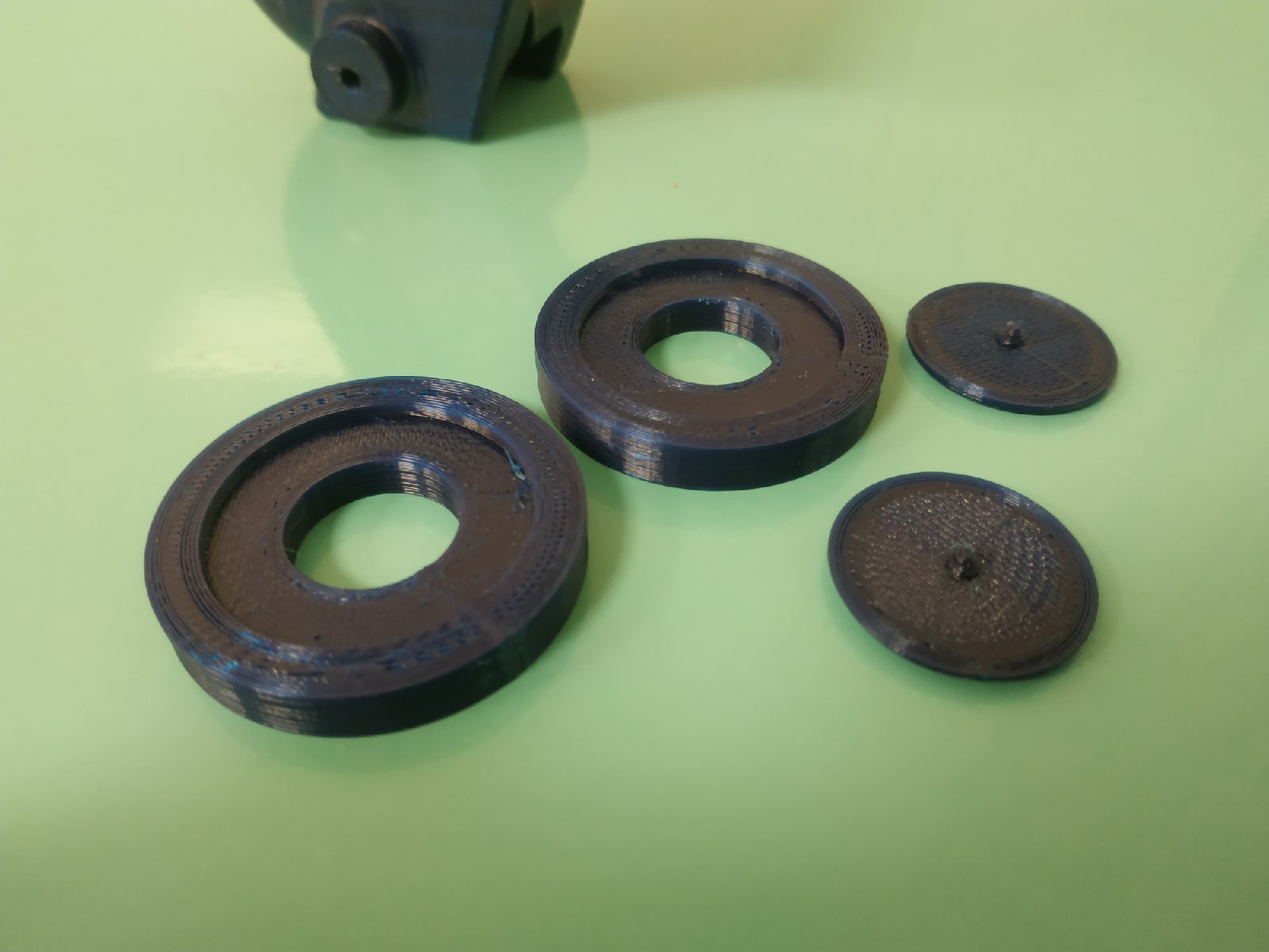 Черный PETG &mdash; пластик для 3D-принтера 1,75 мм Bestfilament