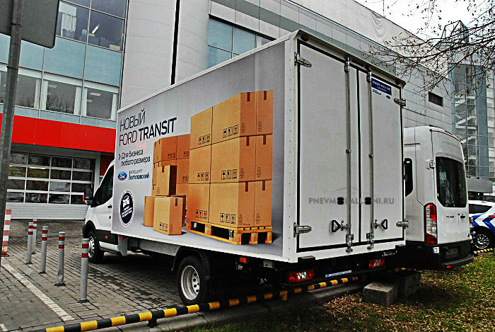 ford_transit_s_pnevmopodveskoy__10_.JPG