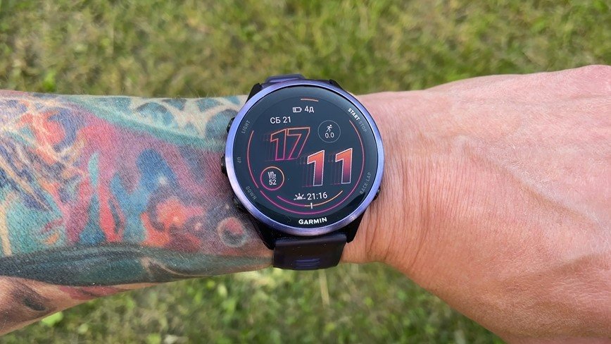 Garmin-Forerunner-570-VS-965-Obzor-1.jpg