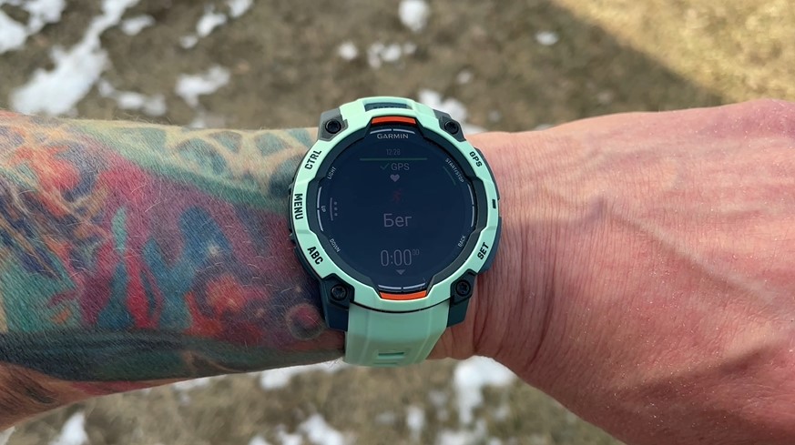 Garmin-Instinct-Amoled-Solar-obzor-122.jpg
