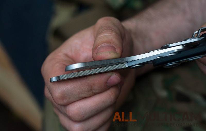 Обзор медицинских ножниц Leatherman Raptor