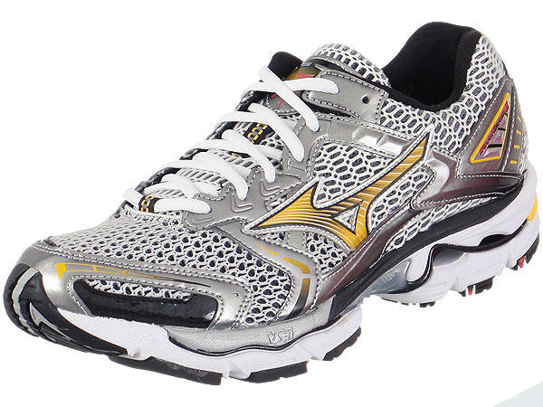 Mizuno Wave Niravana 6