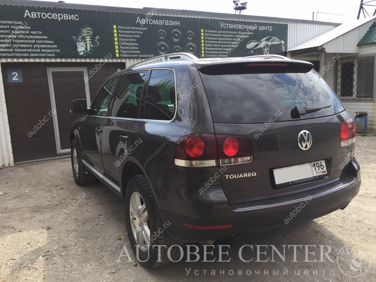 VW Touareg (разнесенный радар NeoLine S300)
