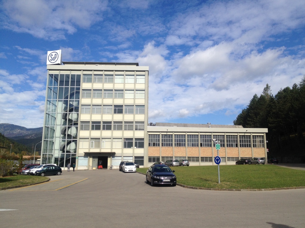 S&P-1.JPG
