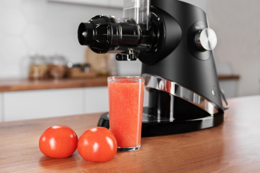 Сок из томатов в Sana Supreme Juicer 727 сок от рака
