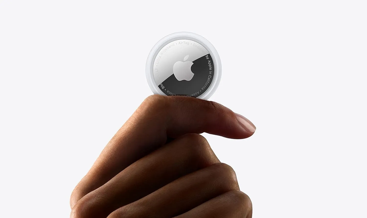 Apple AirTag vs AirTag 2: как отличить новое поколение от старого