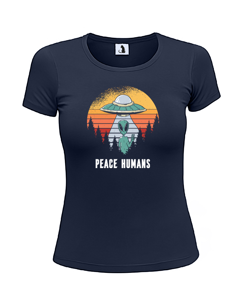 Образец женской футболки с инопланетянином Peace humans приталенного кроя Футболка женская с инопланетянином Peace humans