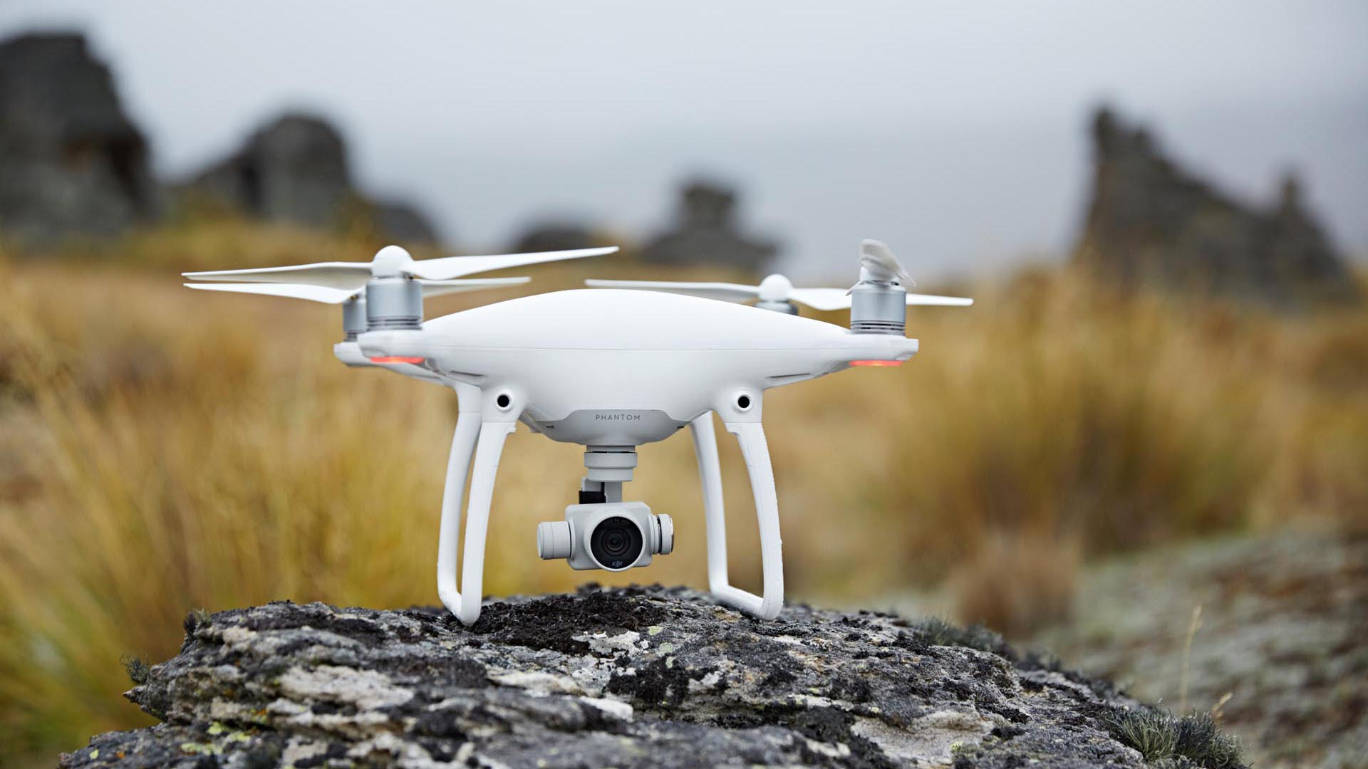 Квадрокоптер DJI Phantom 4 Advanced