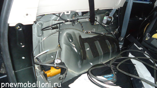 дешевая пневмоподвеска на ссанг енг кайрон, актион, рекстон ssangyong_kyron6_1_.jpeg