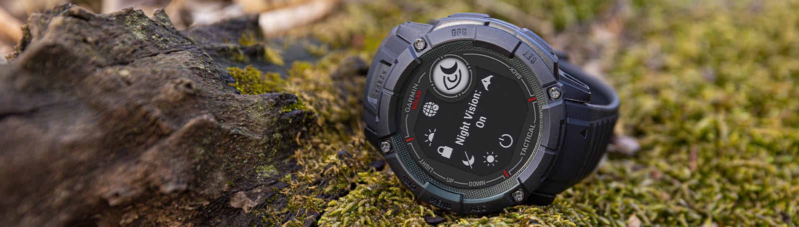 Garmin Instinct 2X Solar Tactical Edition Black: Power Glass использует энергию солнца