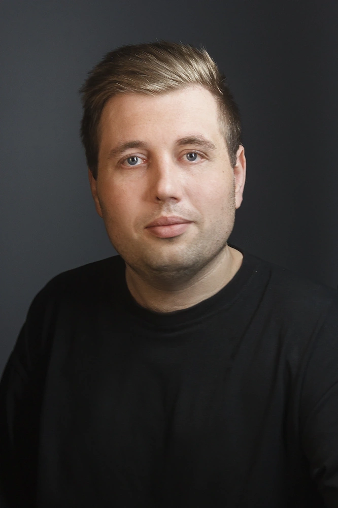 Артём &mdash; отдел продаж