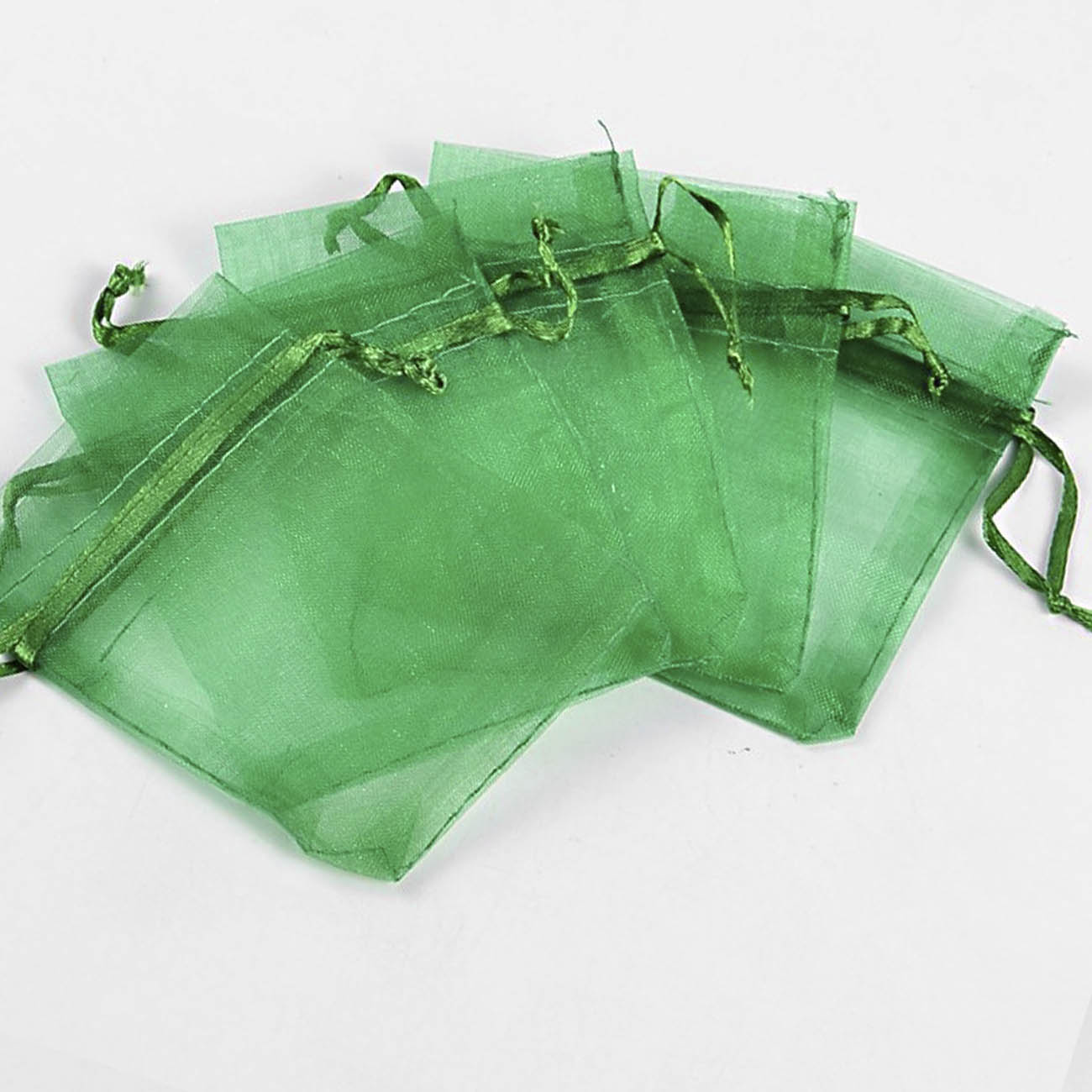 Green-gift-bag-for-packaging-2 Green-gift-bag-for-packaging-2.jpg