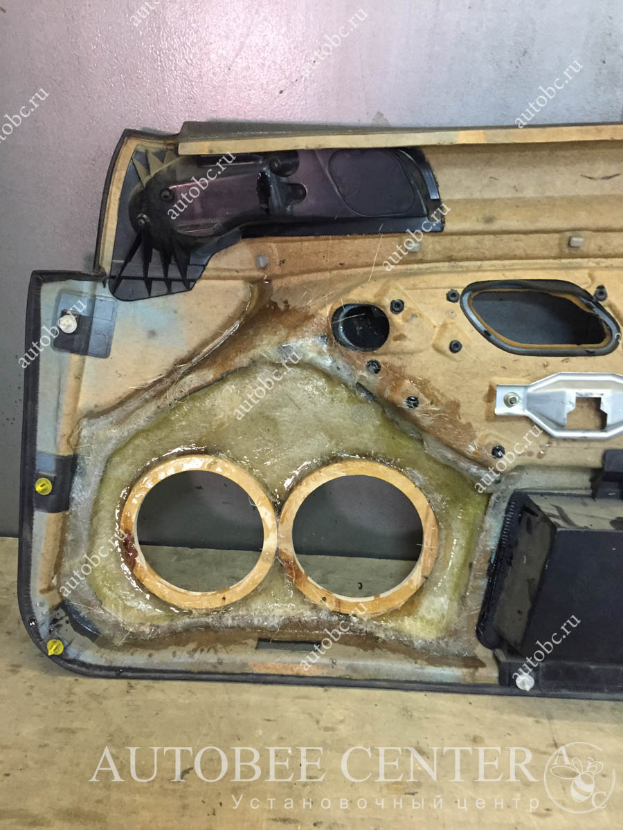 BMW 5серии е39 (подиумы под 2x16)
