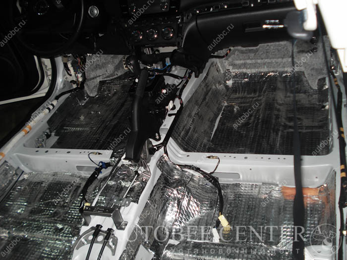 isolation-full_Mazda_6_016.jpg