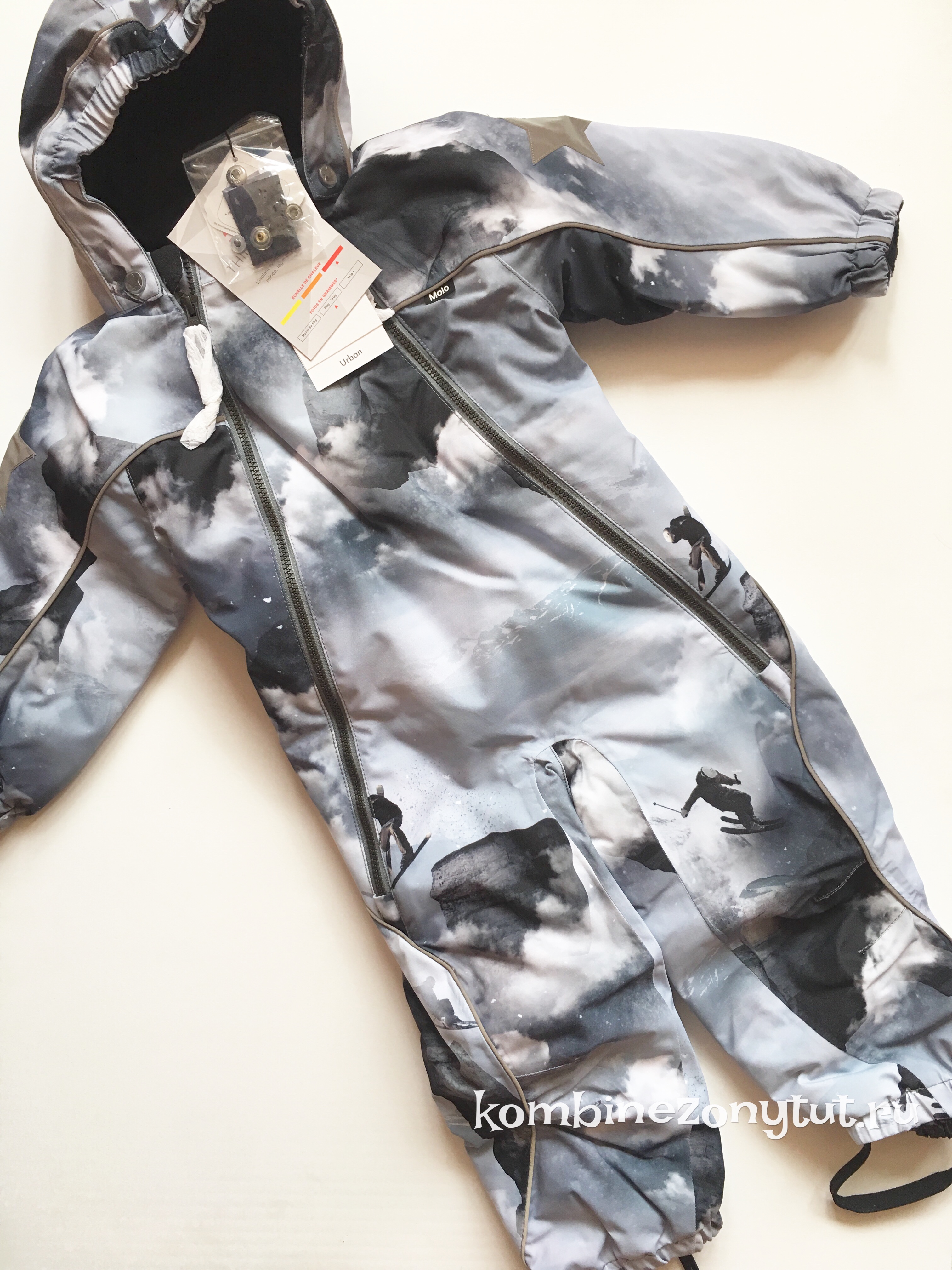 molo комбинезон зимний купить со скидкой