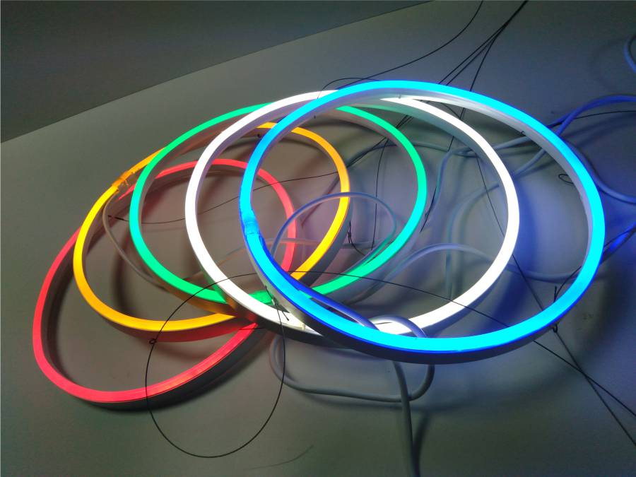 neon2.jpg neon2.jpg