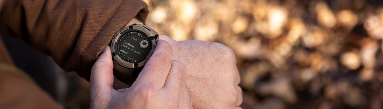 Garmin Instinct 2X Solar Tactical Edition Black: Фонарик с белым и зелёным режимами