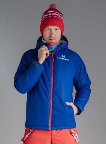 На фото &ndash; утепленные прогулочные куртки и жилет Nordski