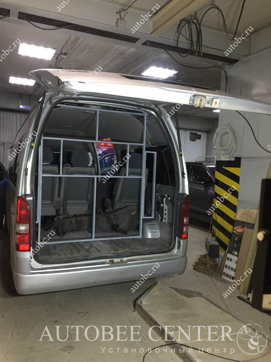 Toyota HiAce (переоборудование из категории D в B)