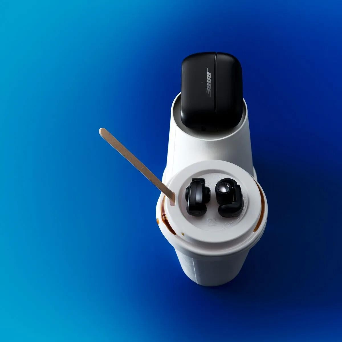 Bose Ultra Open Earbuds 2nd Gen Black — кейс