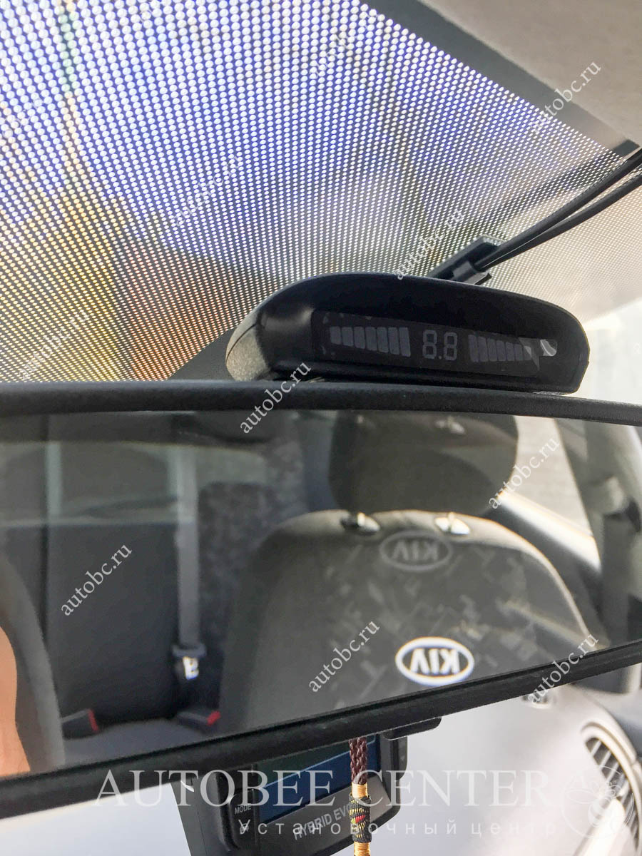 Kia Rio X-Line (установка парктроника)