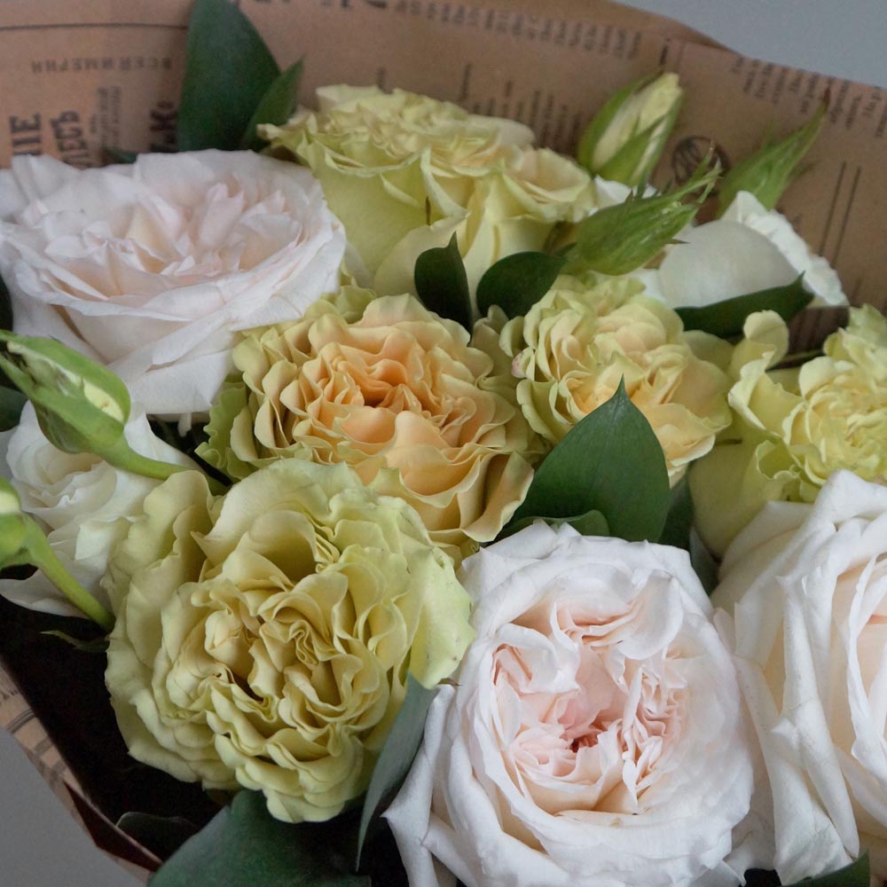 SecondFlor &mdash; Lime Cream цвет года 2025 лайм, букет из зеленых и персиковых роз.jpg